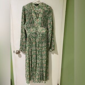Lulus Green Floral pleated  Long Sleeve Dress
